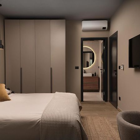 Rooms "Limes" 冯塔纳 客房 照片